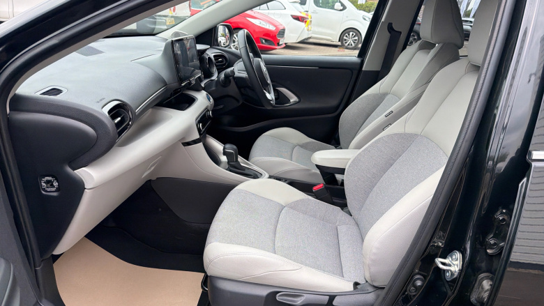Toyota Yaris 1.5 Hybrid Excel 5dr CVT Hybrid Hatchback